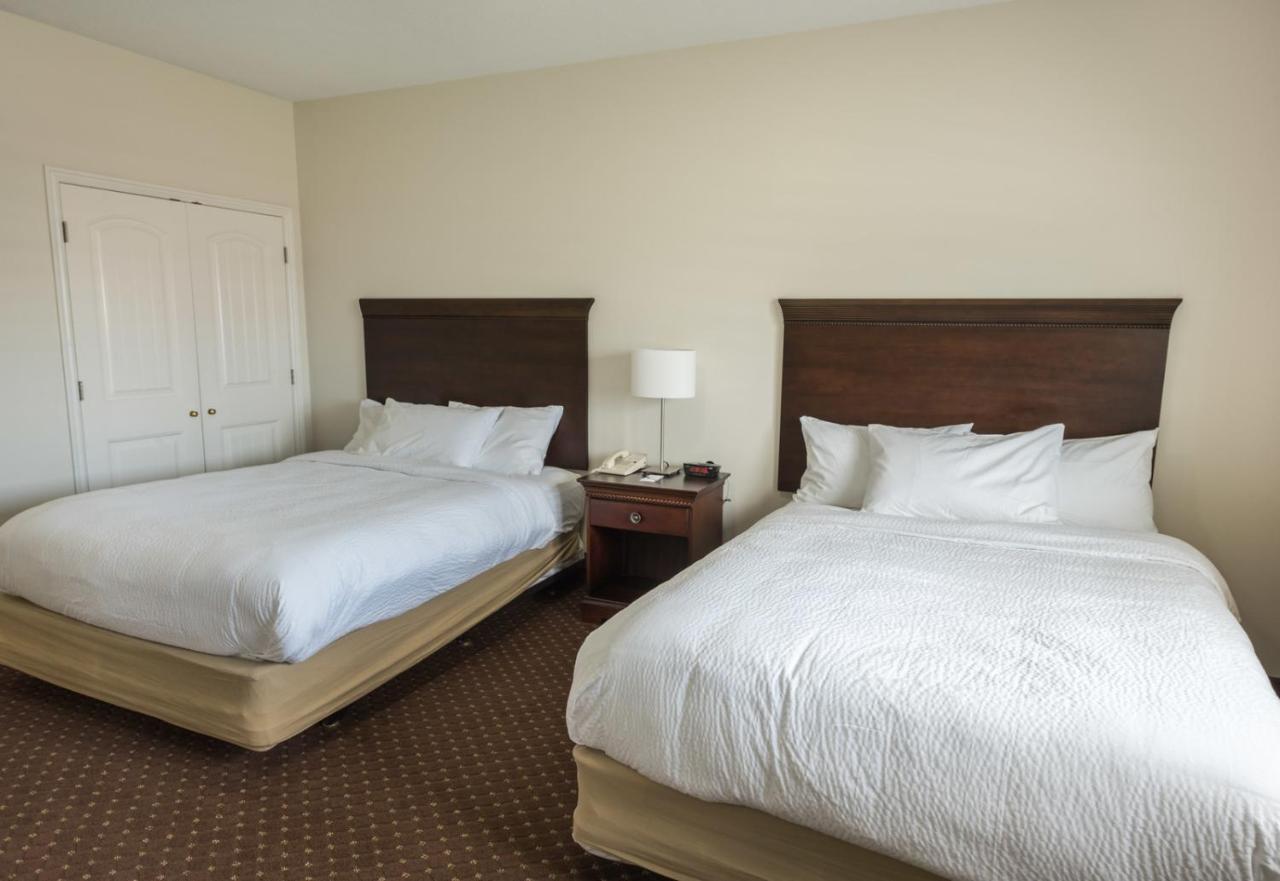 Landmark Inn And Suites 弗纳尔 外观 照片